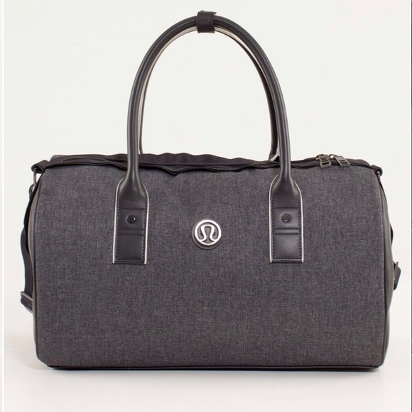 lululemon athletica Handbags - Lululemon Daily Om Duffel 🥰